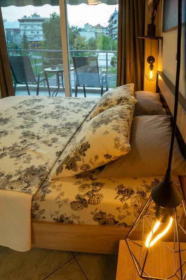 First View Apartment Katerini Bagian luar foto