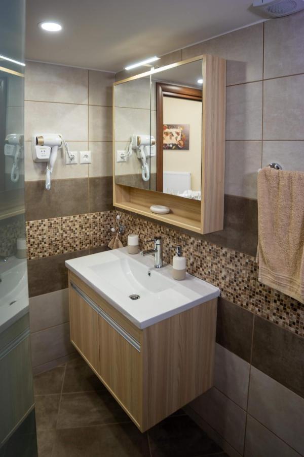 First View Apartment Katerini Bagian luar foto