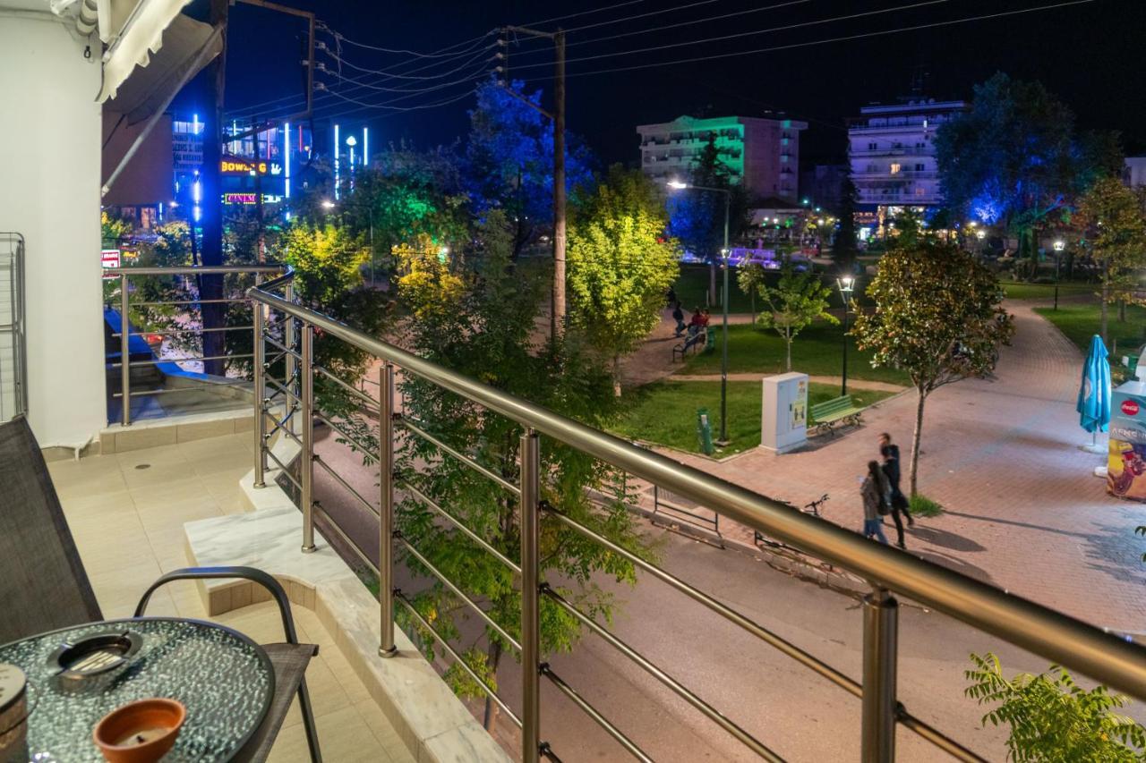 First View Apartment Katerini Bagian luar foto