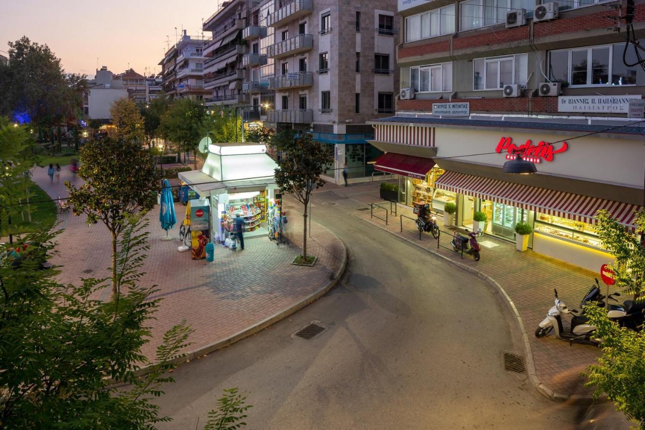 First View Apartment Katerini Bagian luar foto